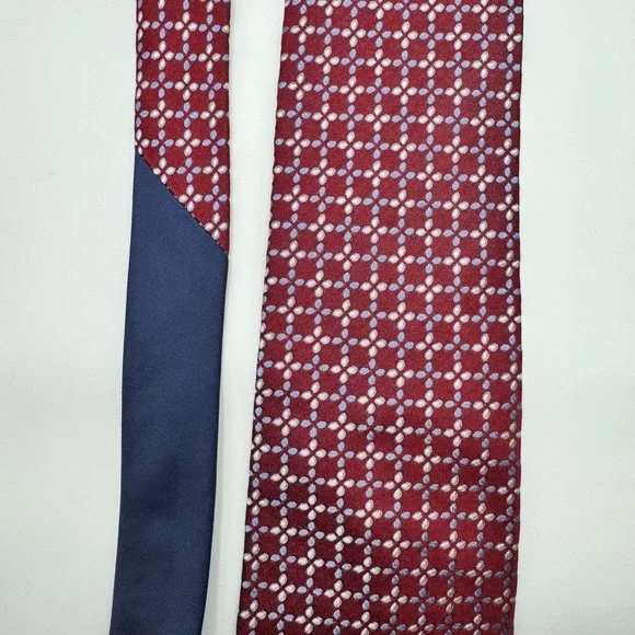 Tommy Hilfiger Mens Silk Tie Burgundy Red Blue Geometric Floral Pattern USA Made - Picture 6 of 10